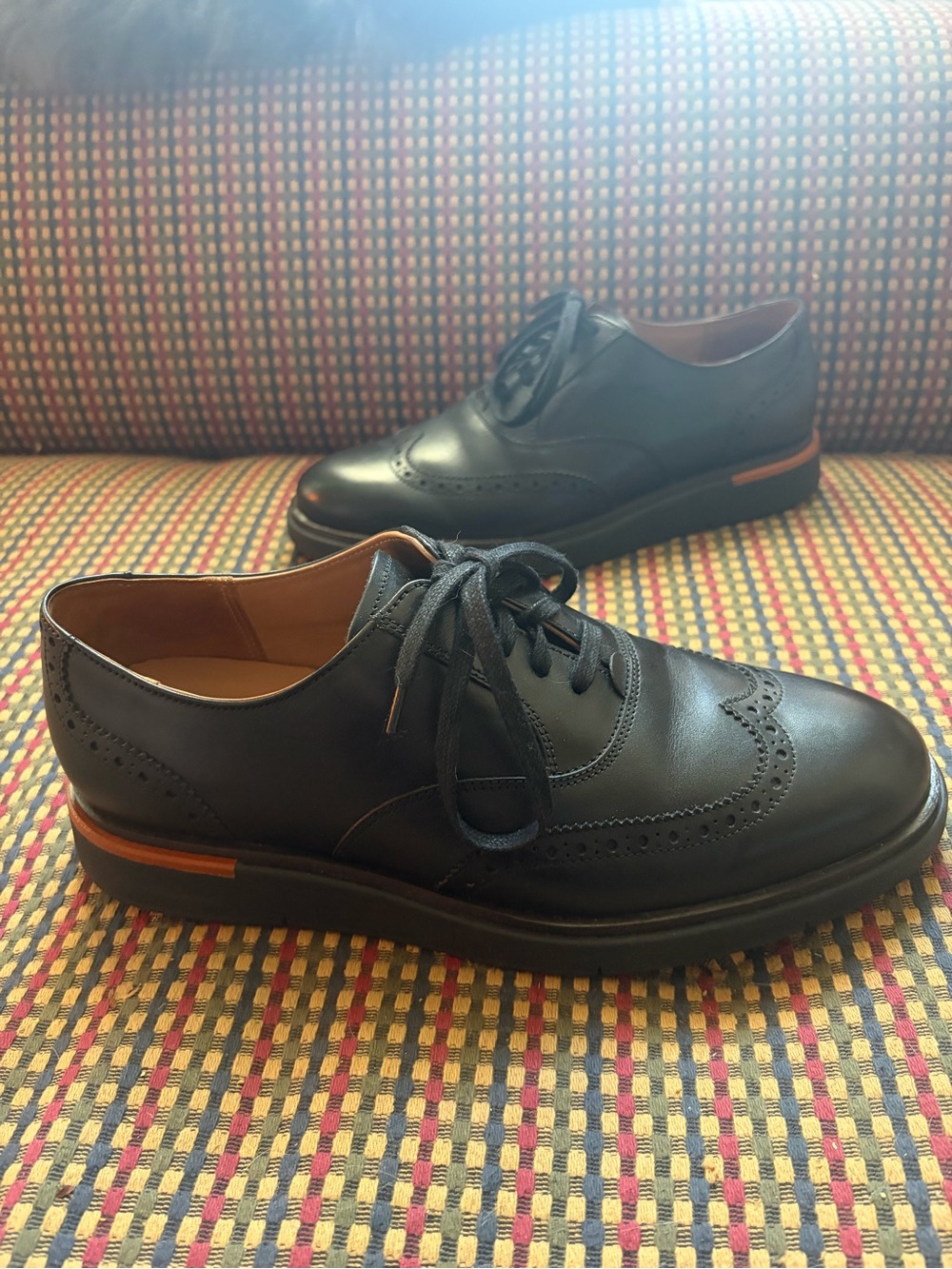 Allen Edmonds Carson Leather Lace-up Hybrid Wingtip Oxford